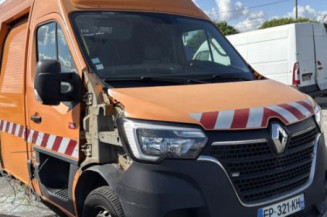Attache ceinture avant gauche RENAULT MASTER 3