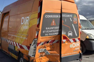 Pompe de direction RENAULT MASTER 3