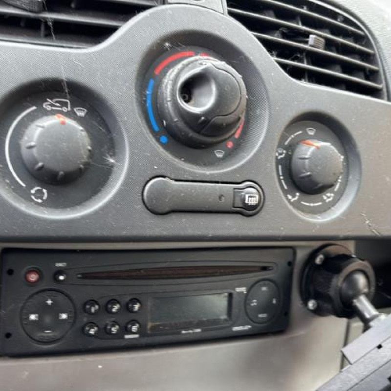 Porte avant droit RENAULT KANGOO 2 Photo n°20