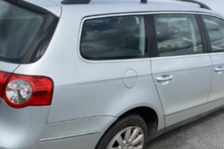Renfort pare choc avant (traverse) VOLKSWAGEN PASSAT 5