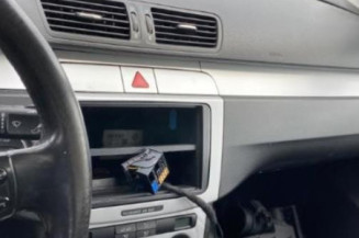 Renfort pare choc avant (traverse) VOLKSWAGEN PASSAT 5