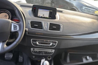Pare choc avant RENAULT MEGANE 3