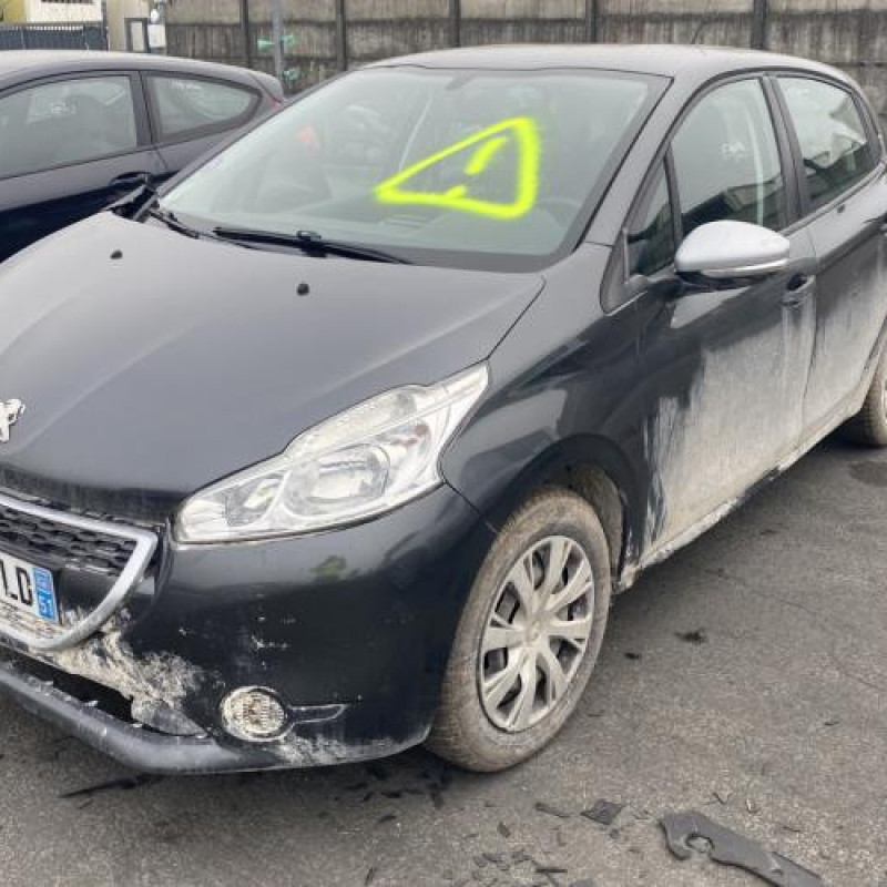 Pare boue arriere gauche PEUGEOT 208 1 Photo n°5