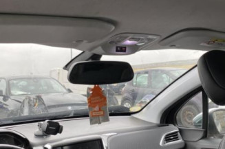 Pare boue arriere droit PEUGEOT 2008 1