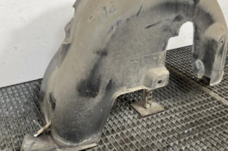 Pare boue arriere gauche PEUGEOT 208 1