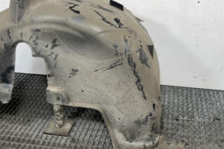 Pare boue arriere droit PEUGEOT 2008 1