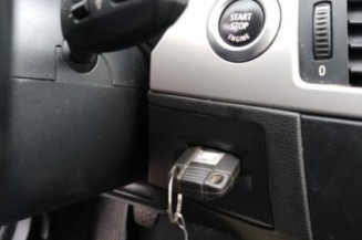 Pare boue arriere droit BMW SERIE 3 E90