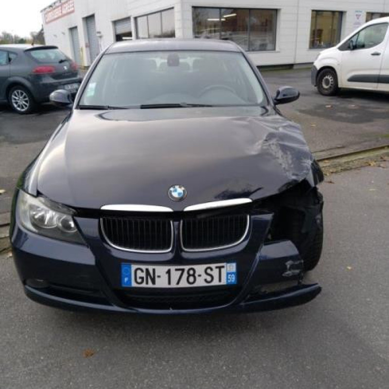 Pare boue arriere droit BMW SERIE 3 E90 Photo n°14