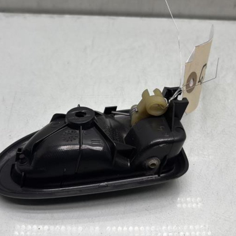 Poignee interieur avant gauche RENAULT CLIO 2 Photo n°3