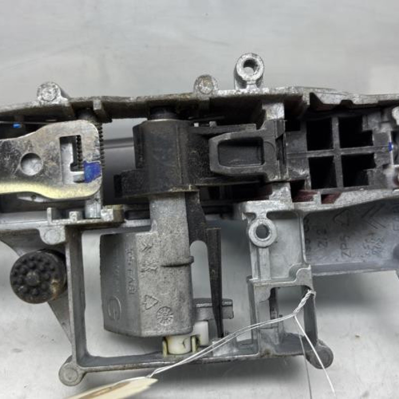 Poignee porte arriere gauche CITROEN C4 PICASSO 1 Photo n°4