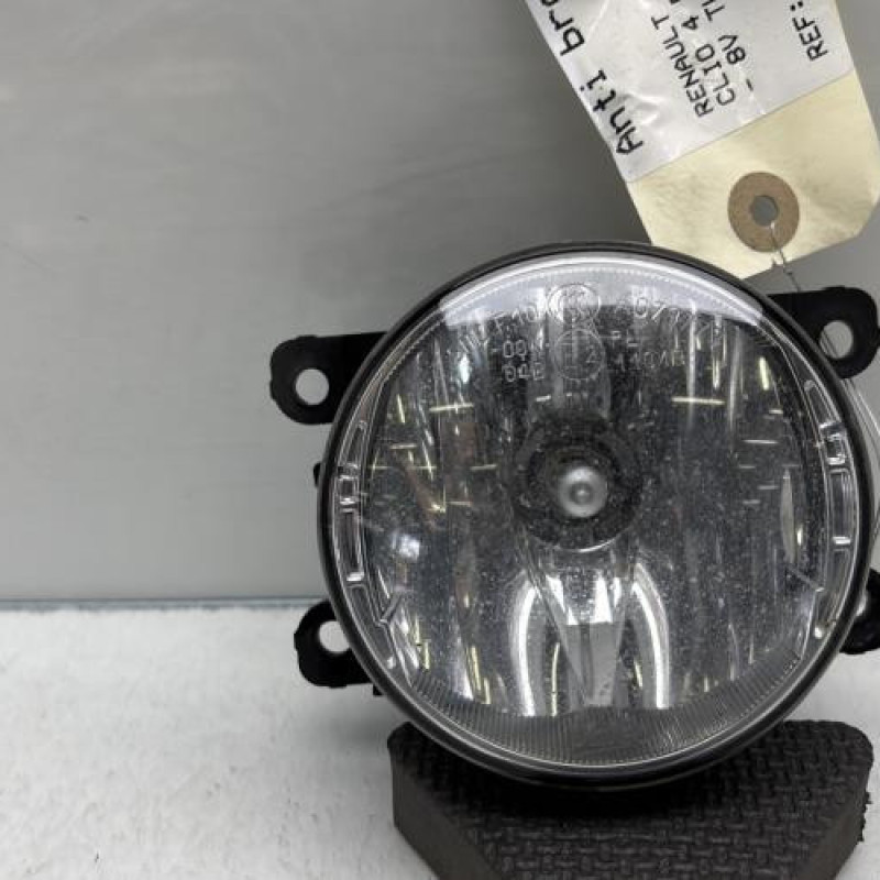 Anti brouillard droit (feux) RENAULT CLIO 4 Photo n°1