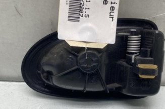 Poignee interieur arriere gauche RENAULT CLIO 2 CAMPUS