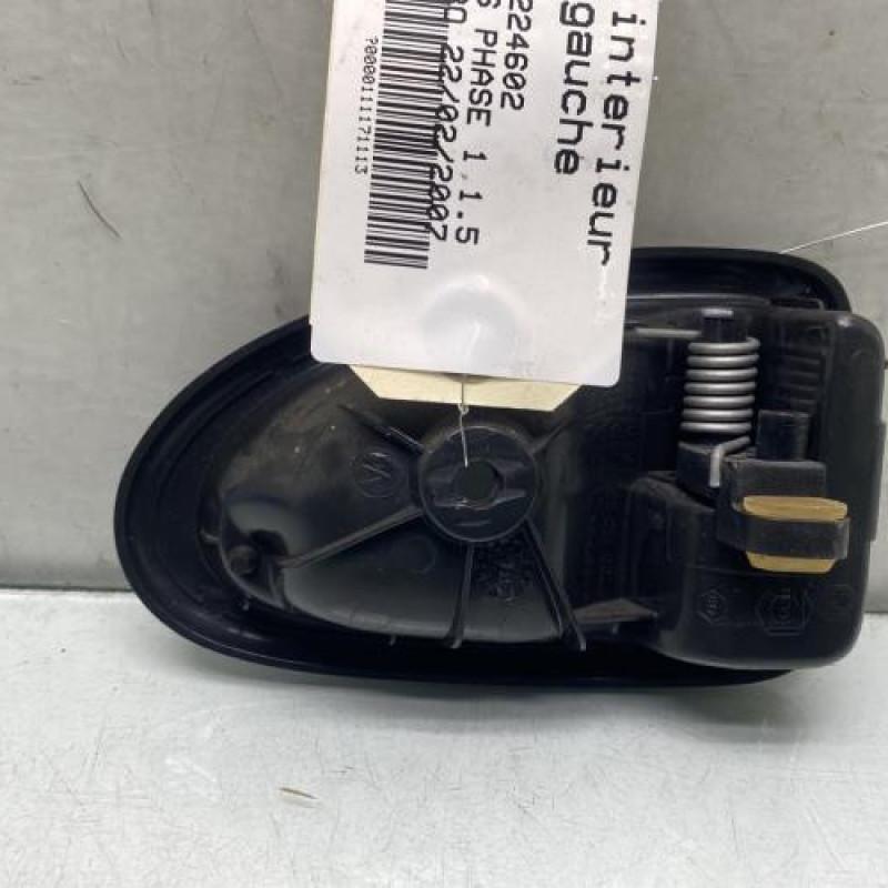 Poignee interieur arriere gauche RENAULT CLIO 2 CAMPUS Photo n°2