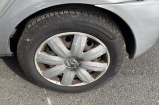 Poignee interieur arriere gauche RENAULT CLIO 2 CAMPUS