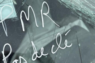 Poignee interieur arriere gauche RENAULT CLIO 2 CAMPUS