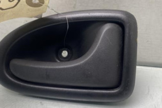 Poignee interieur avant droit RENAULT CLIO 2 CAMPUS Photo n°1