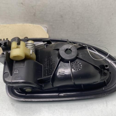 Poignee interieur avant droit RENAULT CLIO 2 CAMPUS