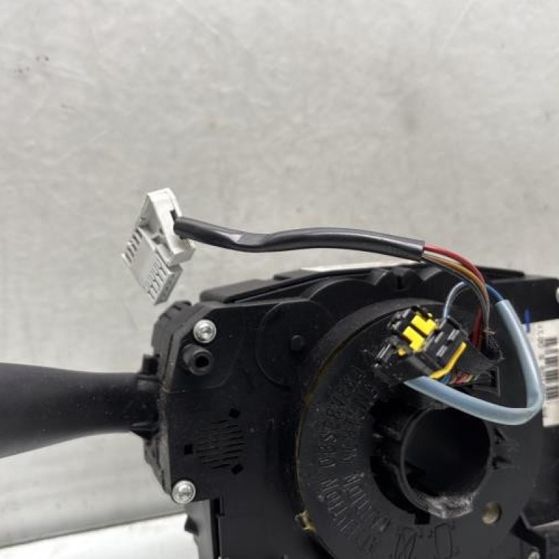 Com (Bloc Contacteur Tournant+Commodo Essuie Glace+Commodo Phare) PEUGEOT 207 Photo n°3