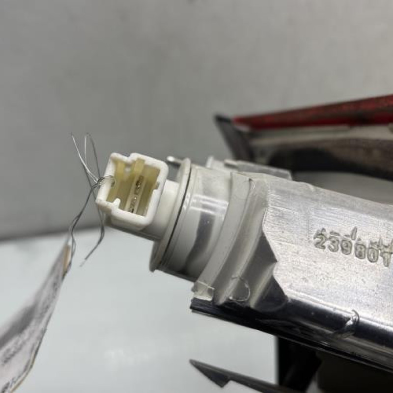 Feu arriere secondaire droit (feux) CITROEN C4 PICASSO 1 Photo n°3