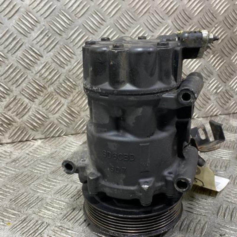 Compresseur clim CITROEN C4 PICASSO 1 Photo n°1