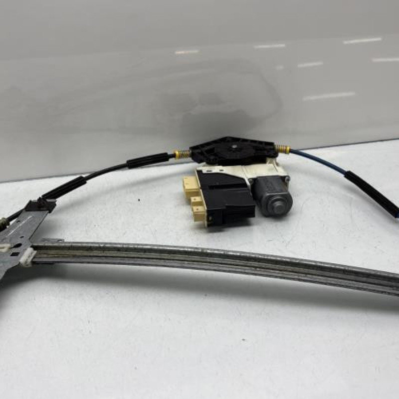 Leve vitre electrique avant gauche PEUGEOT 307 Photo n°5