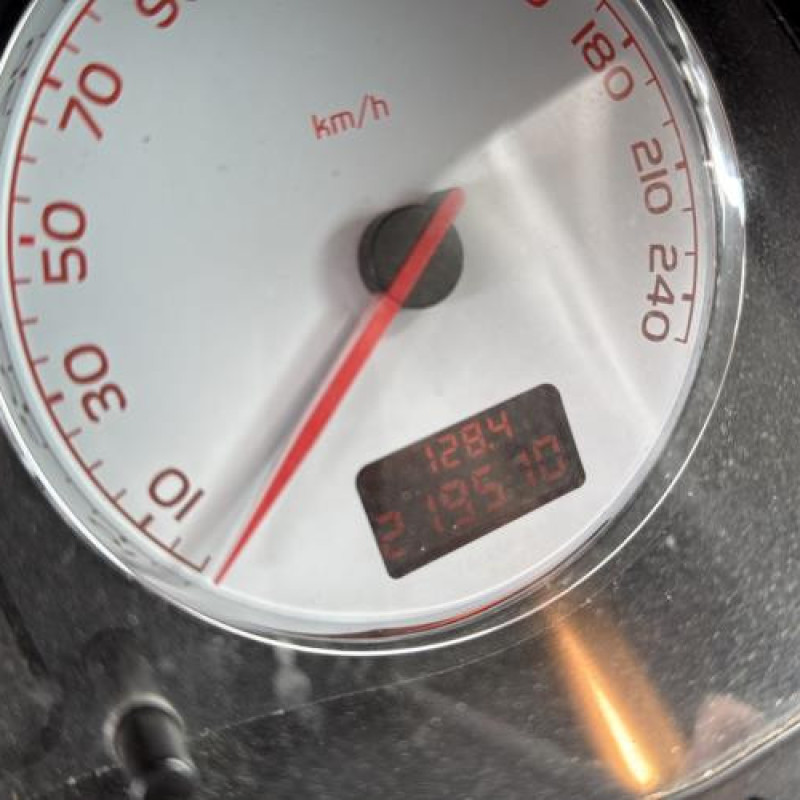 Leve vitre electrique avant gauche PEUGEOT 307 Photo n°17