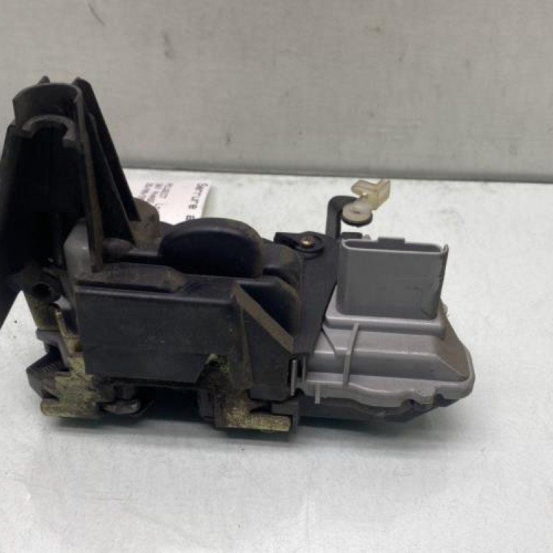 Serrure avant droit PEUGEOT 307 Photo n°4