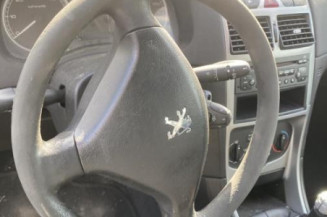 Serrure avant droit PEUGEOT 307