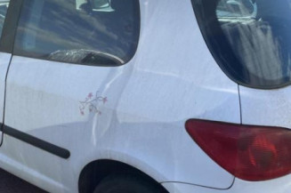 Serrure avant droit PEUGEOT 307