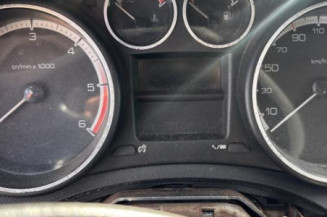 Fermeture de capot PEUGEOT 308 1