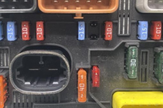 Boitier servitude moteur (BSM) PEUGEOT 207