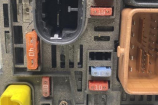 Boitier servitude moteur (BSM) PEUGEOT 308 1