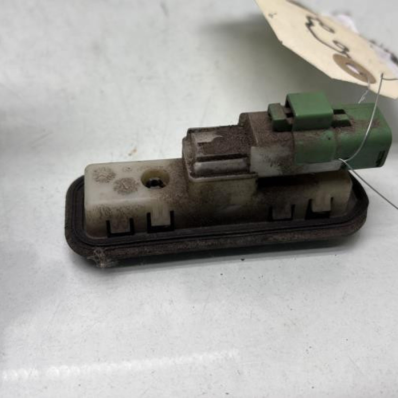 Bouton de coffre CITROEN C4 PICASSO 1 Photo n°3