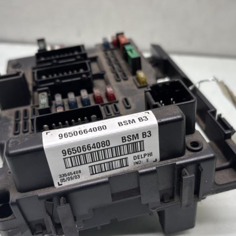 Boitier servitude moteur (BSM) PEUGEOT 307 Photo n°2