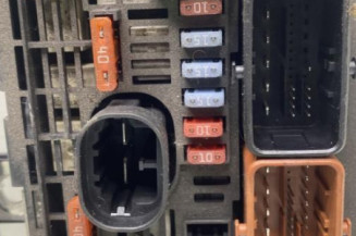 Boitier servitude moteur (BSM) PEUGEOT 308 1