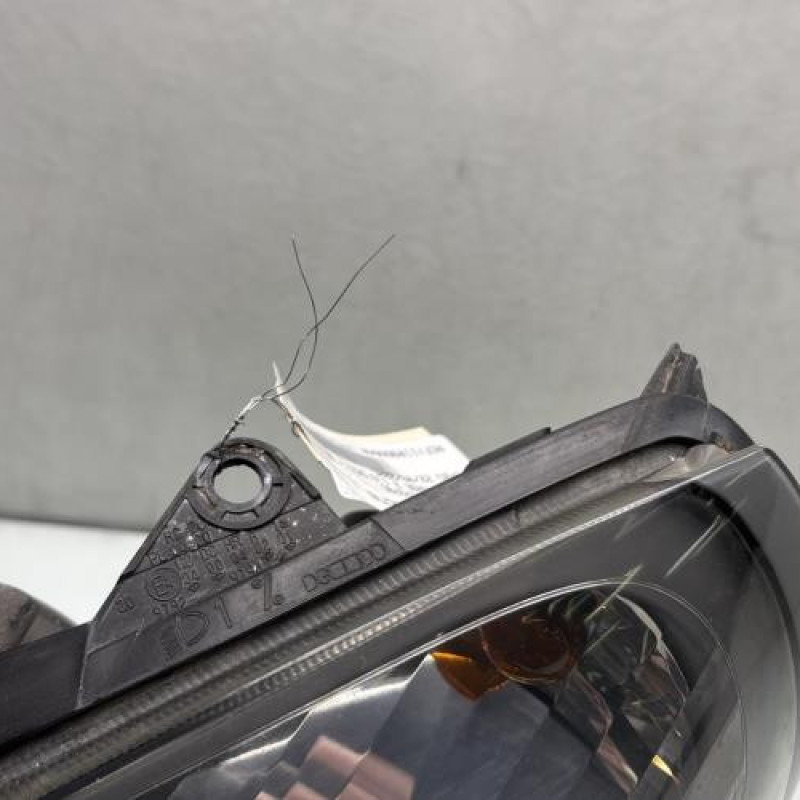 Optique avant principal gauche (feux)(phare) RENAULT CLIO 2 Photo n°3