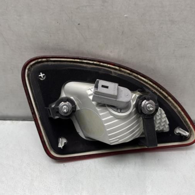 Feu arriere secondaire gauche (feux) RENAULT TWINGO 2 Photo n°2