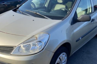 Aile avant droit RENAULT CLIO 3