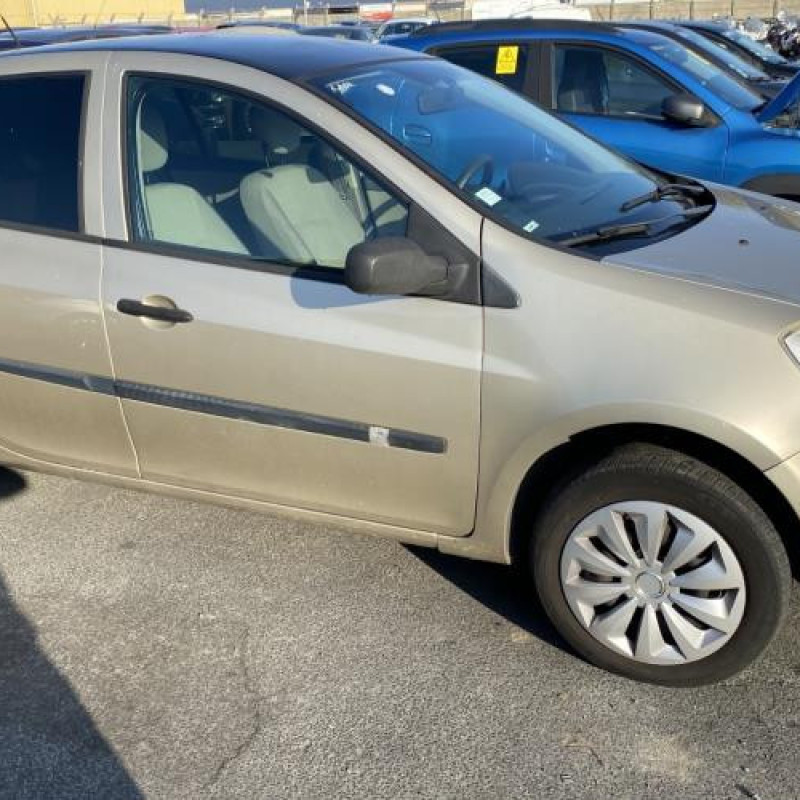 Aile avant droit RENAULT CLIO 3 Photo n°13
