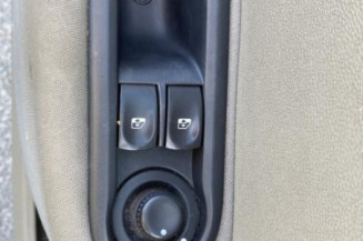 Aile avant droit RENAULT CLIO 3