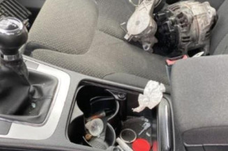 Pare boue avant droit VOLKSWAGEN PASSAT 5