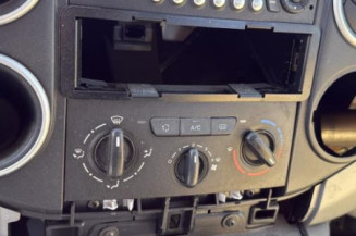 Bouton de warning PEUGEOT PARTNER 2