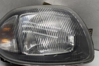 Optique avant principal droit (feux)(phare) RENAULT CLIO 2 Photo n°1