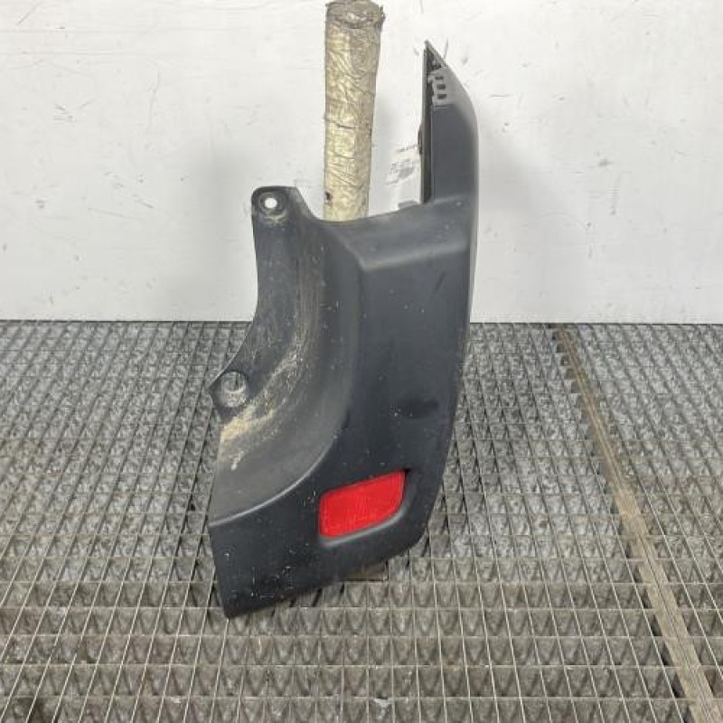 Crosse arriere droit RENAULT MASTER 3 Photo n°1