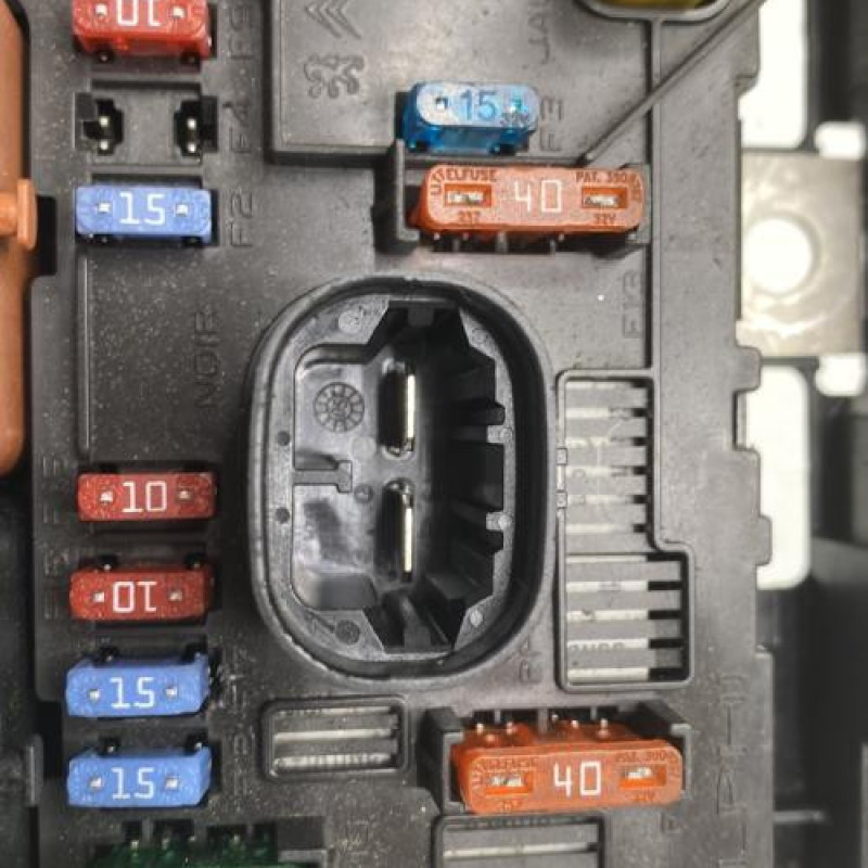 Boitier servitude moteur (BSM) CITROEN C3 1 Photo n°3