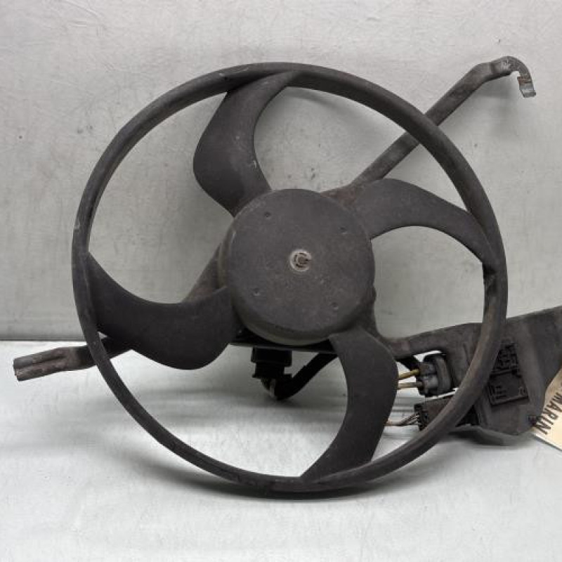 Moto ventilateur radiateur CITROEN C3 PLURIEL Photo n°2