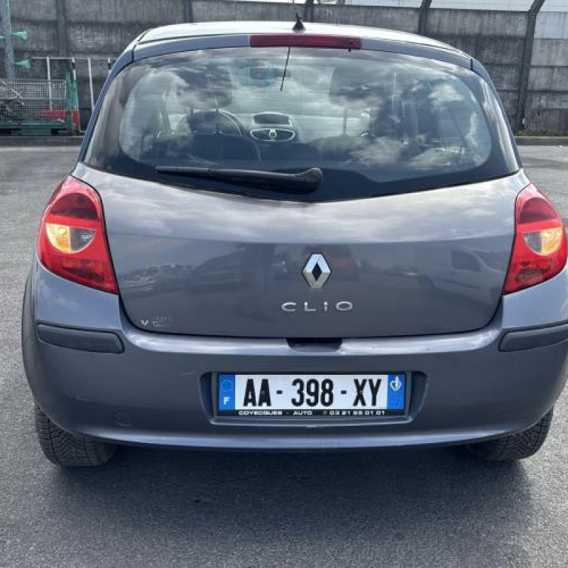 Leve vitre electrique avant gauche RENAULT CLIO 3 Photo n°15