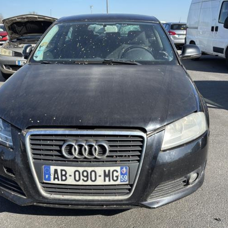 Anti brouillard droit (feux) AUDI A3 2 Photo n°11