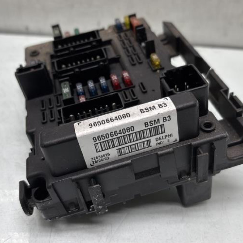 Boitier servitude moteur (BSM) CITROEN XSARA Photo n°2