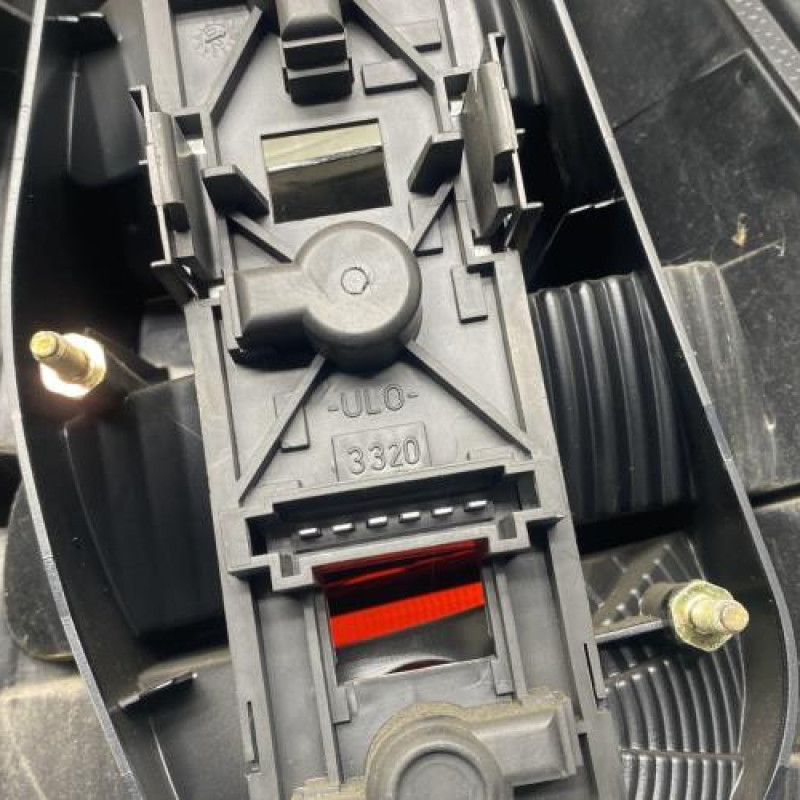 Feu arriere principal gauche (feux) MERCEDES CLASSE A 168 Photo n°3